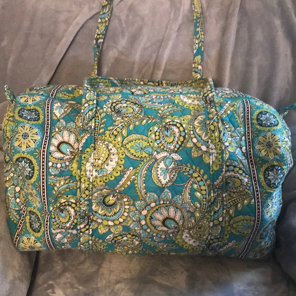 Large Vera Bradley duffle